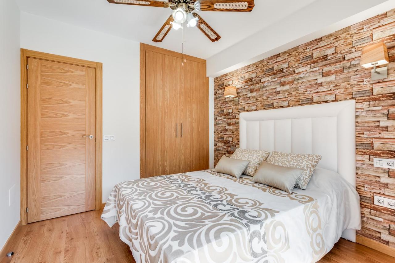 New 1 Bedroom Apartement On The Sea In Marbella. Extérieur photo