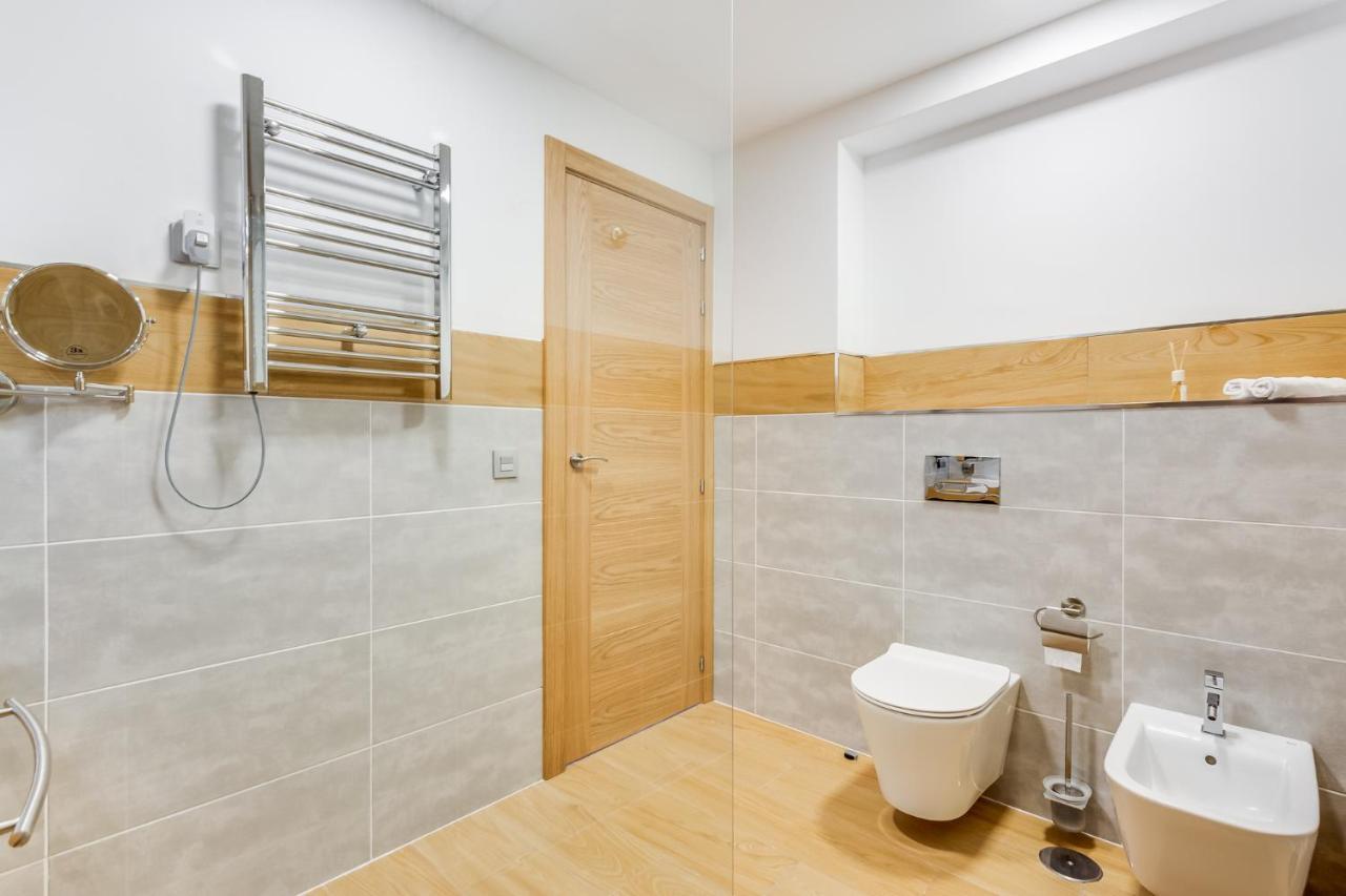 New 1 Bedroom Apartement On The Sea In Marbella. Extérieur photo